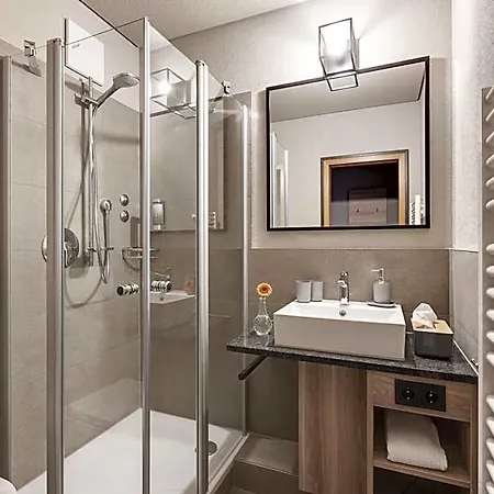 Hotell Bischof 4*