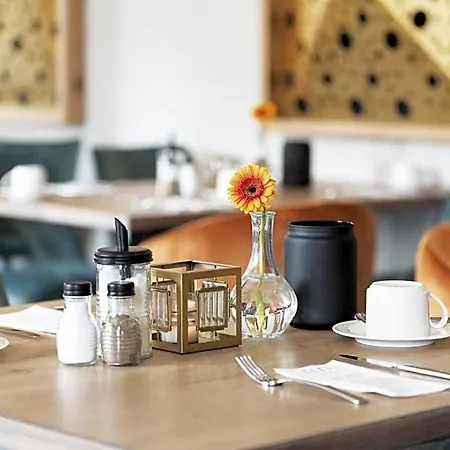 Bischof Hotell 4*